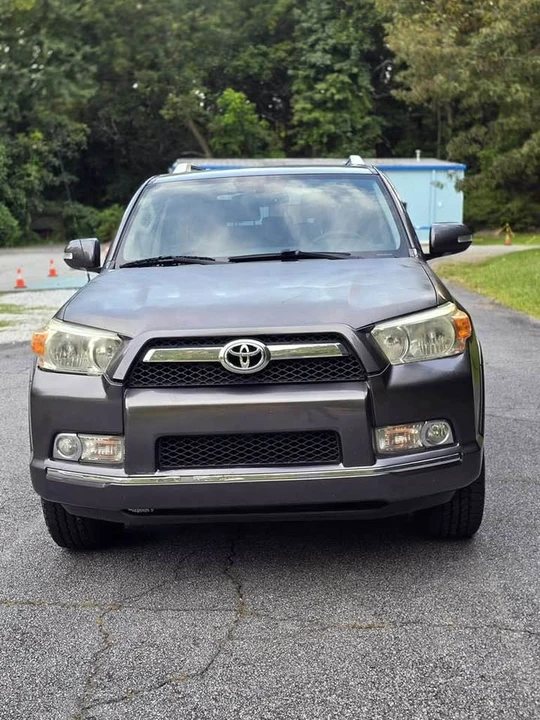 2010 Toyota 4Runner 5th Gen - Image 2 of 11