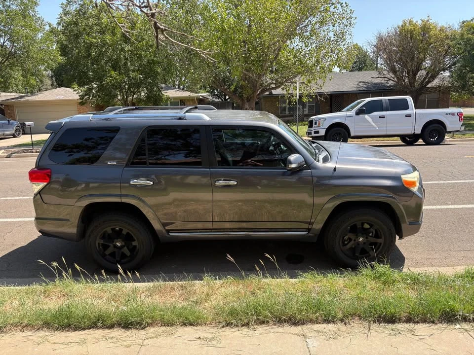 2010 Toyota 4Runner 5th Gen - Image 2 of 8