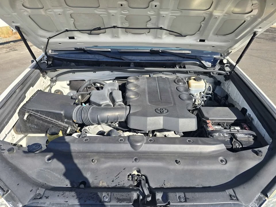 2010 Toyota 4Runner 5th Gen - Image 9 of 13