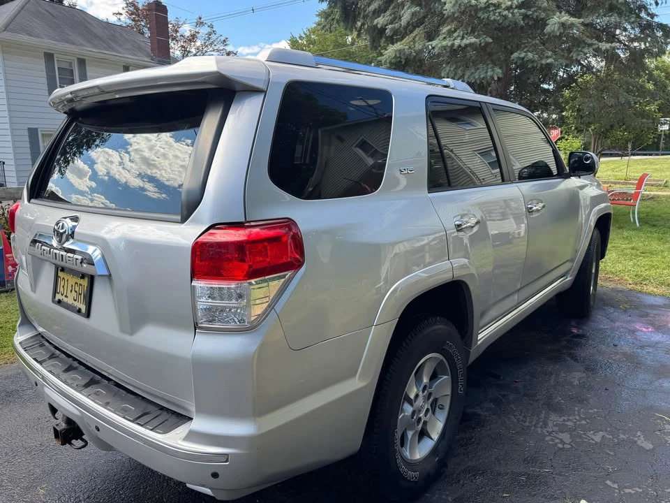 2010 Toyota 4Runner 5th Gen - Image 3 of 14