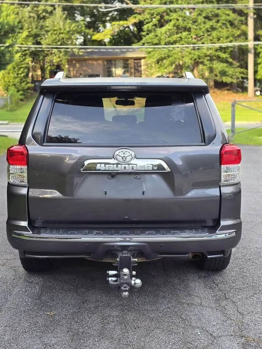 2010 Toyota 4Runner 5th Gen - Image 6 of 11