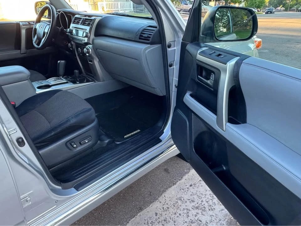 2010 Toyota 4Runner 5th Gen - Image 10 of 18