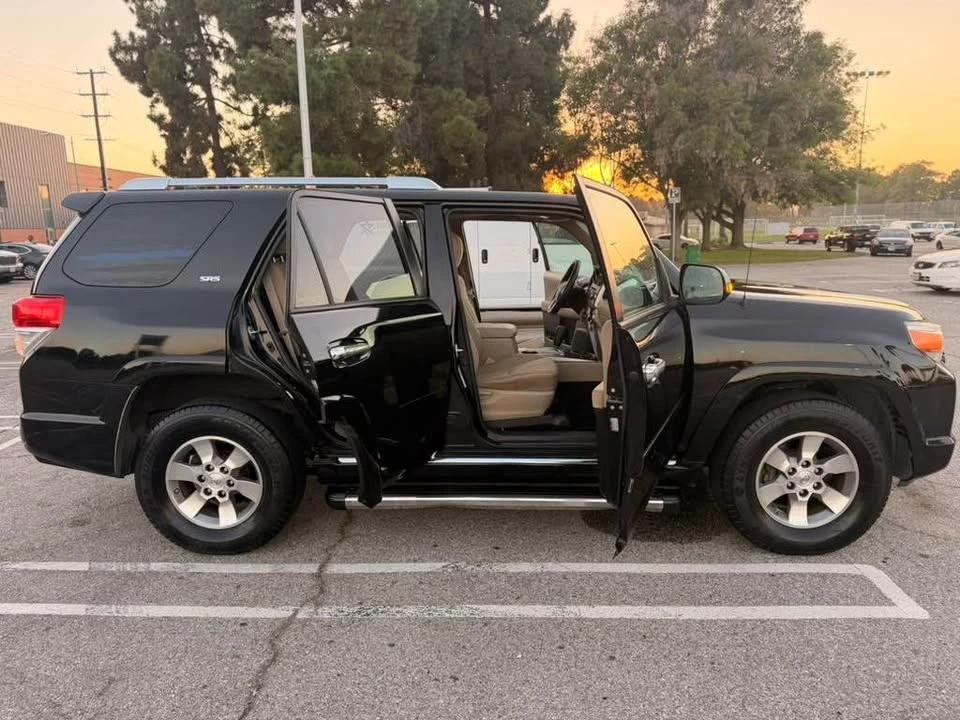 2010 Toyota 4Runner 5th Gen - Image 10 of 13