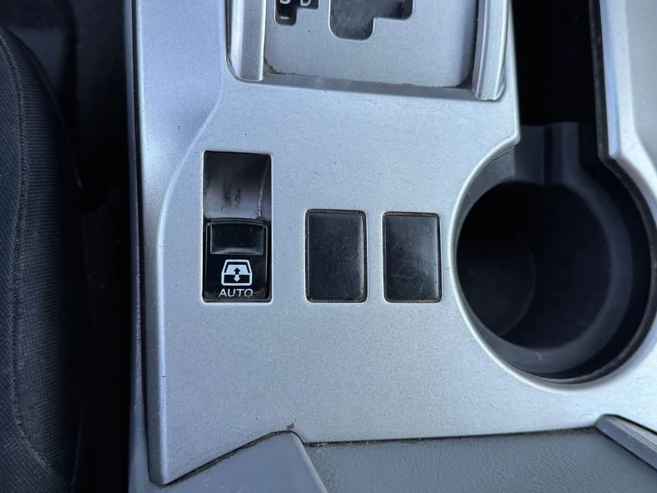 2010 Toyota 4Runner 5th Gen - Image 15 of 18