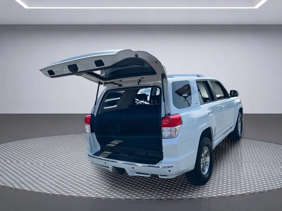 2010 Toyota 4Runner 5th Gen - Image 6 of 20