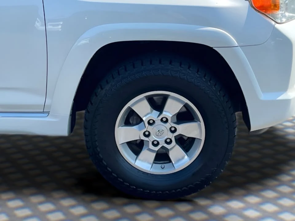 2010 Toyota 4Runner 5th Gen - Image 7 of 20