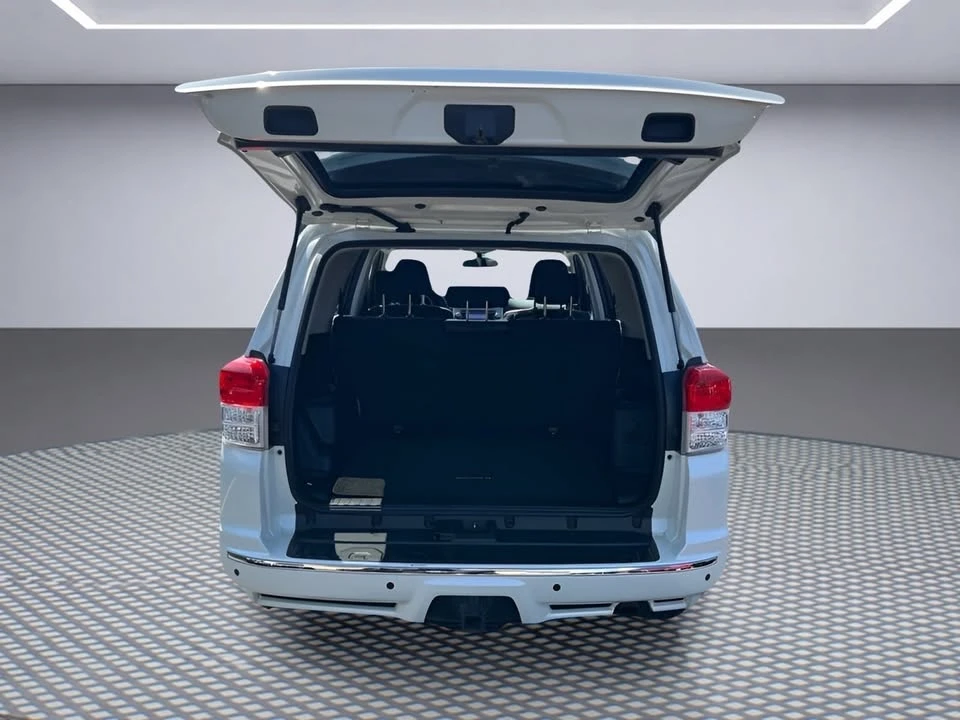 2010 Toyota 4Runner 5th Gen - Image 5 of 20