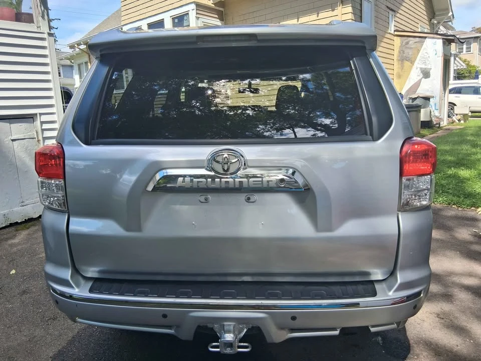 2010 Toyota 4Runner 5th Gen - Image 4 of 12