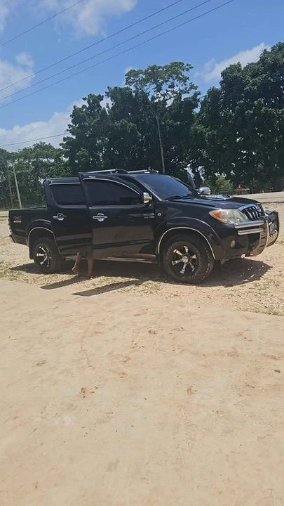 2010 Toyota 4Runner 5th Gen - Image 2 of 2