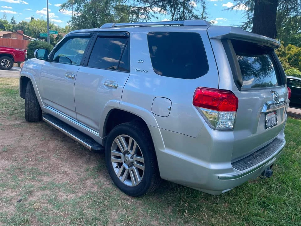 2010 Toyota 4Runner 5th Gen - Image 6 of 9