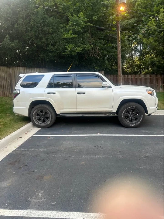 2010 Toyota 4Runner 5th Gen - Image 2 of 4