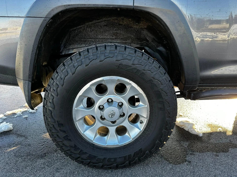 2010 Toyota 4Runner 5th Gen - Image 15 of 26