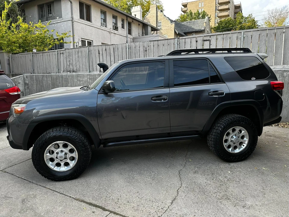2010 Toyota 4Runner 5th Gen - Image 8 of 26