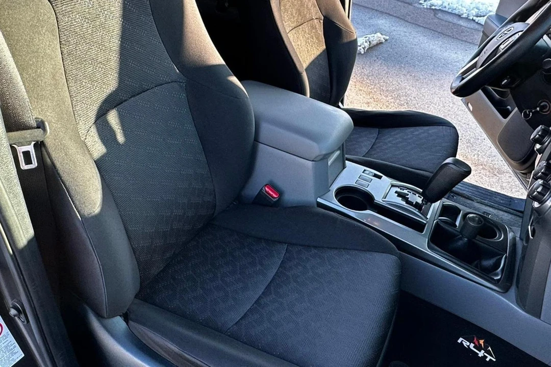 2010 Toyota 4Runner 5th Gen - Image 18 of 26