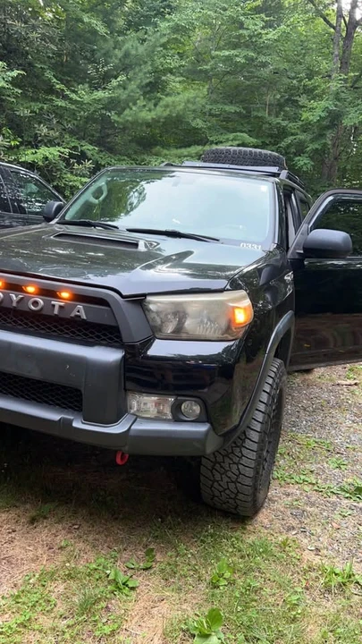 2010 Toyota 4Runner 5th Gen - Image 3 of 6