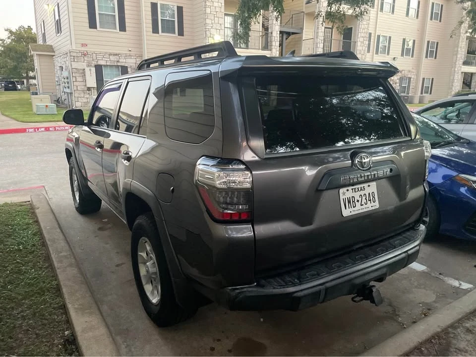 2010 Toyota 4Runner 5th Gen - Image 4 of 9