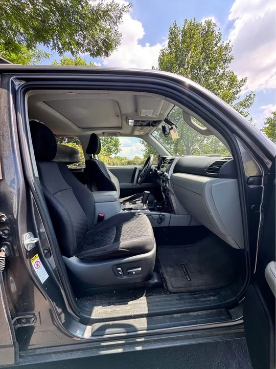 2010 Toyota 4Runner 5th Gen - Image 3 of 18