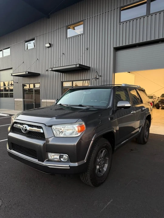 2010 Toyota 4Runner 5th Gen - Image 3 of 18
