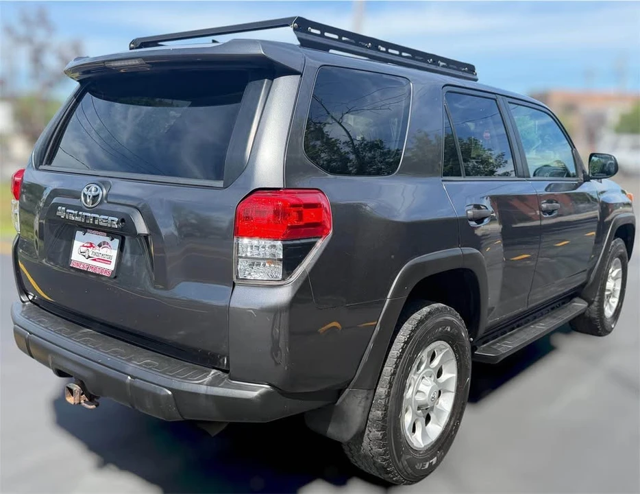 2010 Toyota 4Runner 5th Gen - Image 6 of 15