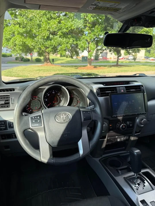 2010 Toyota 4Runner 5th Gen - Image 14 of 20