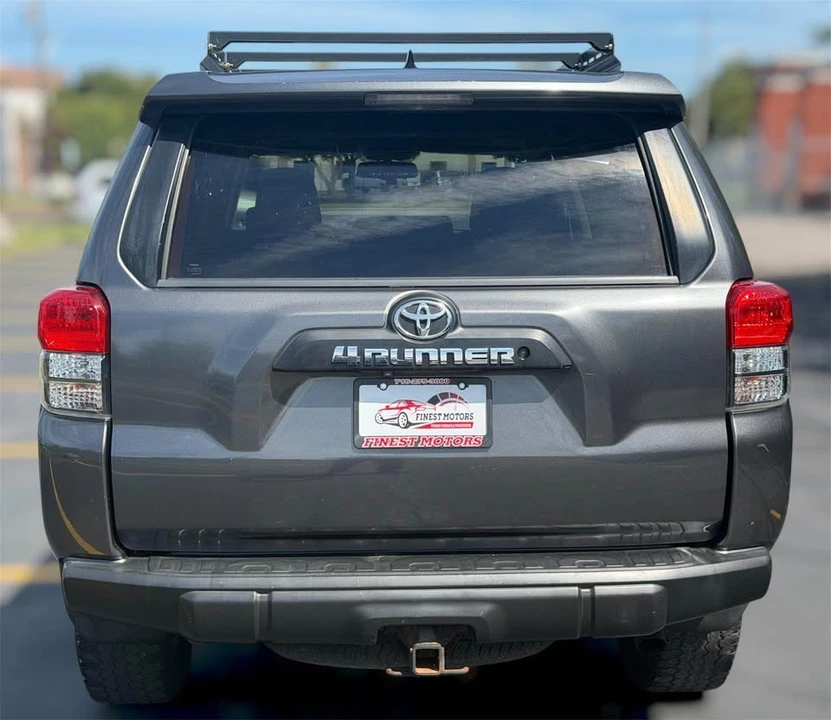 2010 Toyota 4Runner 5th Gen - Image 5 of 15