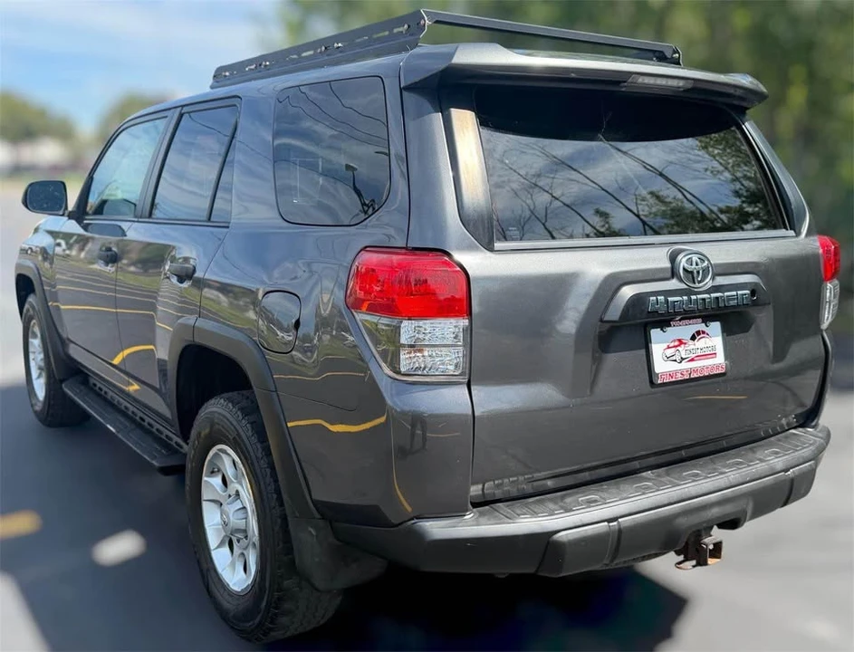 2010 Toyota 4Runner 5th Gen - Image 7 of 15