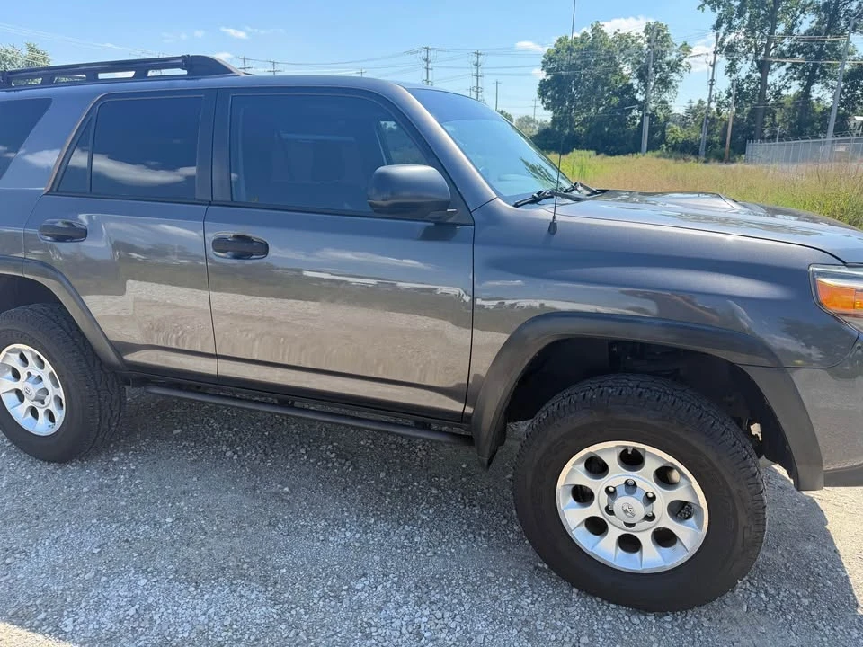 2010 Toyota 4Runner 5th Gen - Image 2 of 20