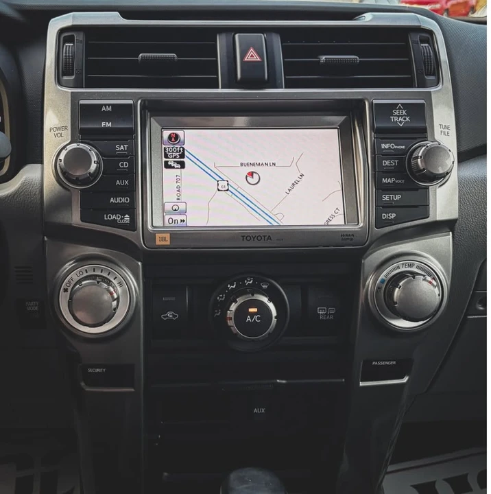2010 Toyota 4Runner 5th Gen - Image 10 of 17