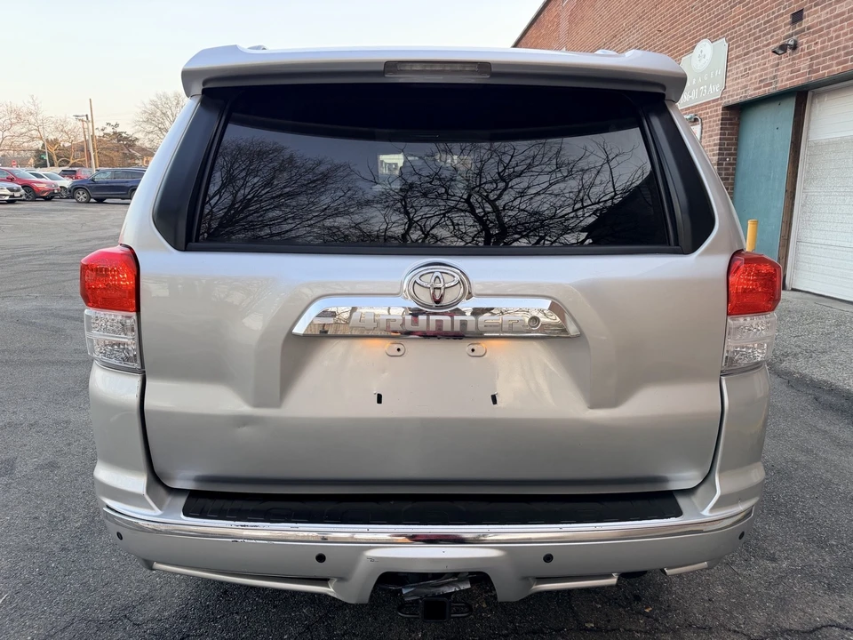 2010 Toyota 4Runner 5th Gen - Image 3 of 21