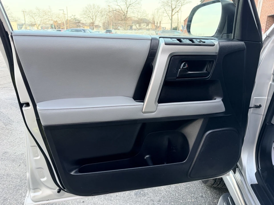 2010 Toyota 4Runner 5th Gen - Image 21 of 21