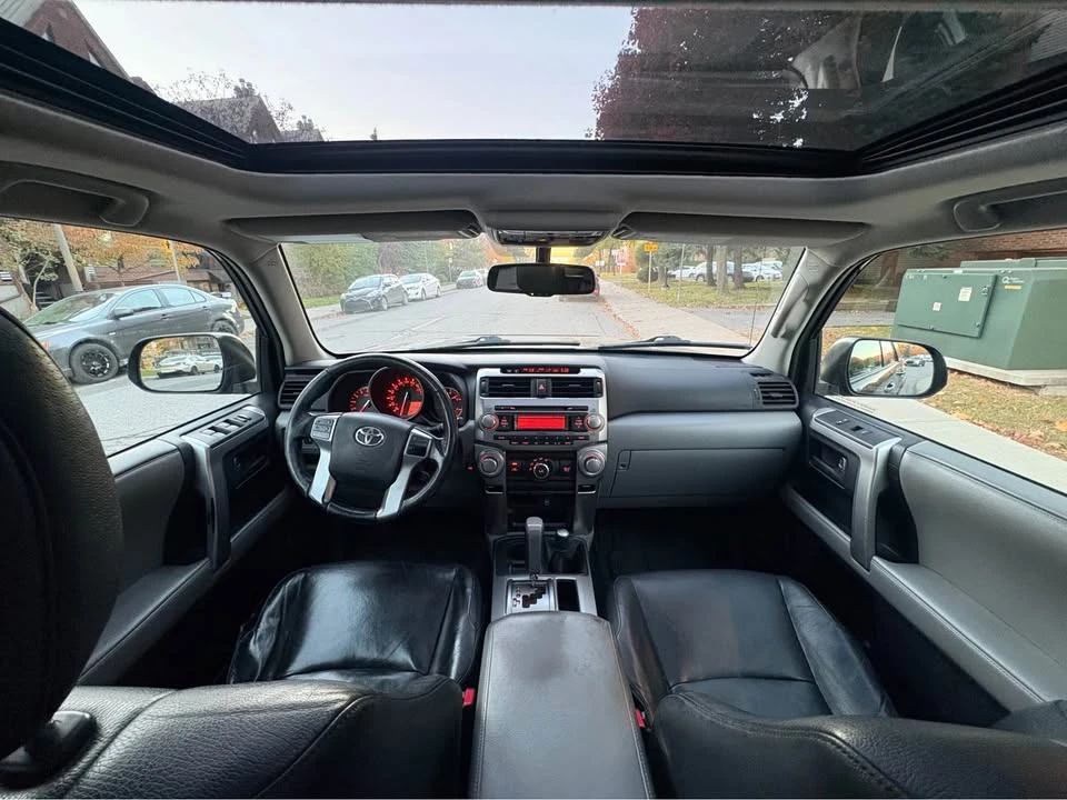 2010 Toyota 4Runner - Image 11 of 13