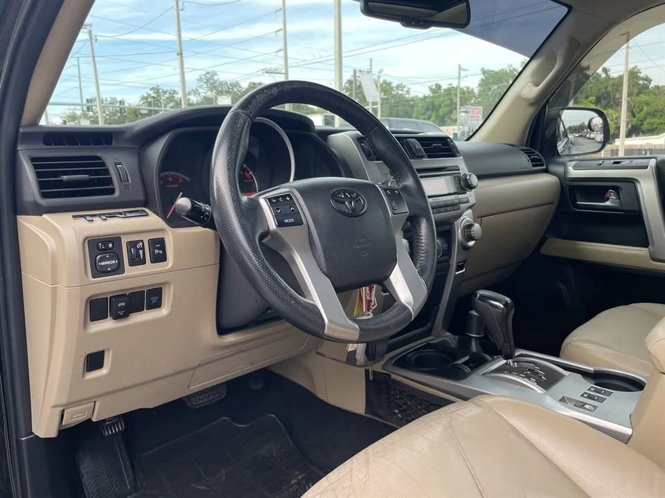 2010 Toyota 4Runner - Image 13 of 20