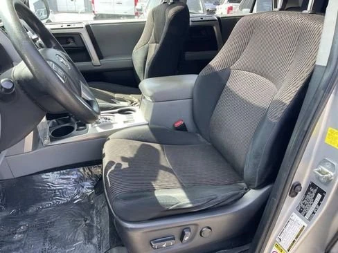 2010 Toyota 4Runner 5th Gen - Image 17 of 19