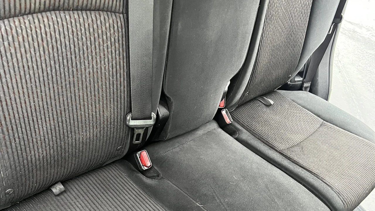 2010 Toyota 4Runner - Image 6 of 30