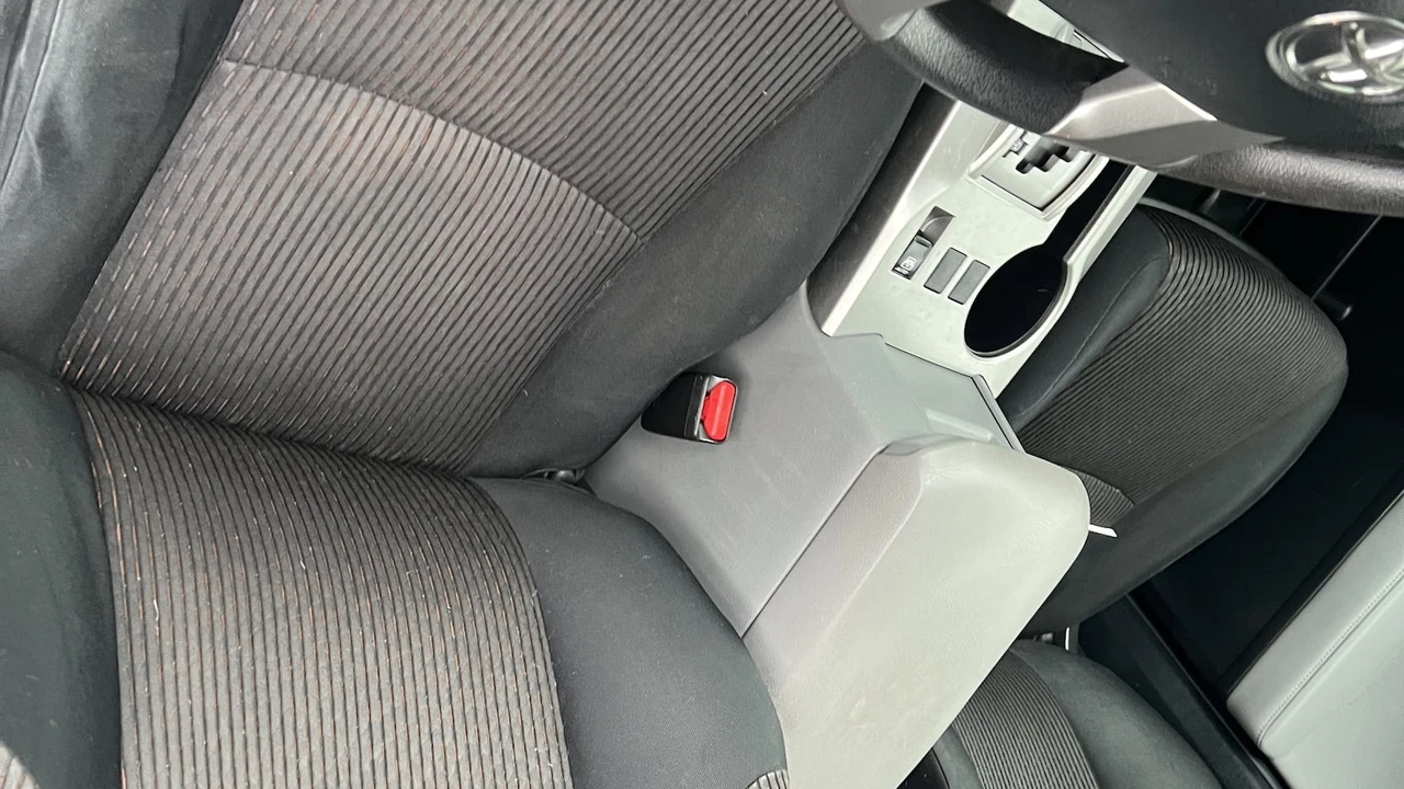 2010 Toyota 4Runner - Image 7 of 30