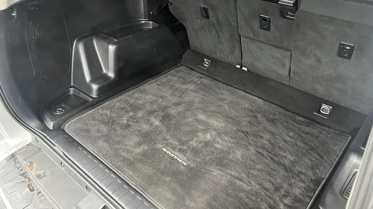 2010 Toyota 4Runner - Image 24 of 30