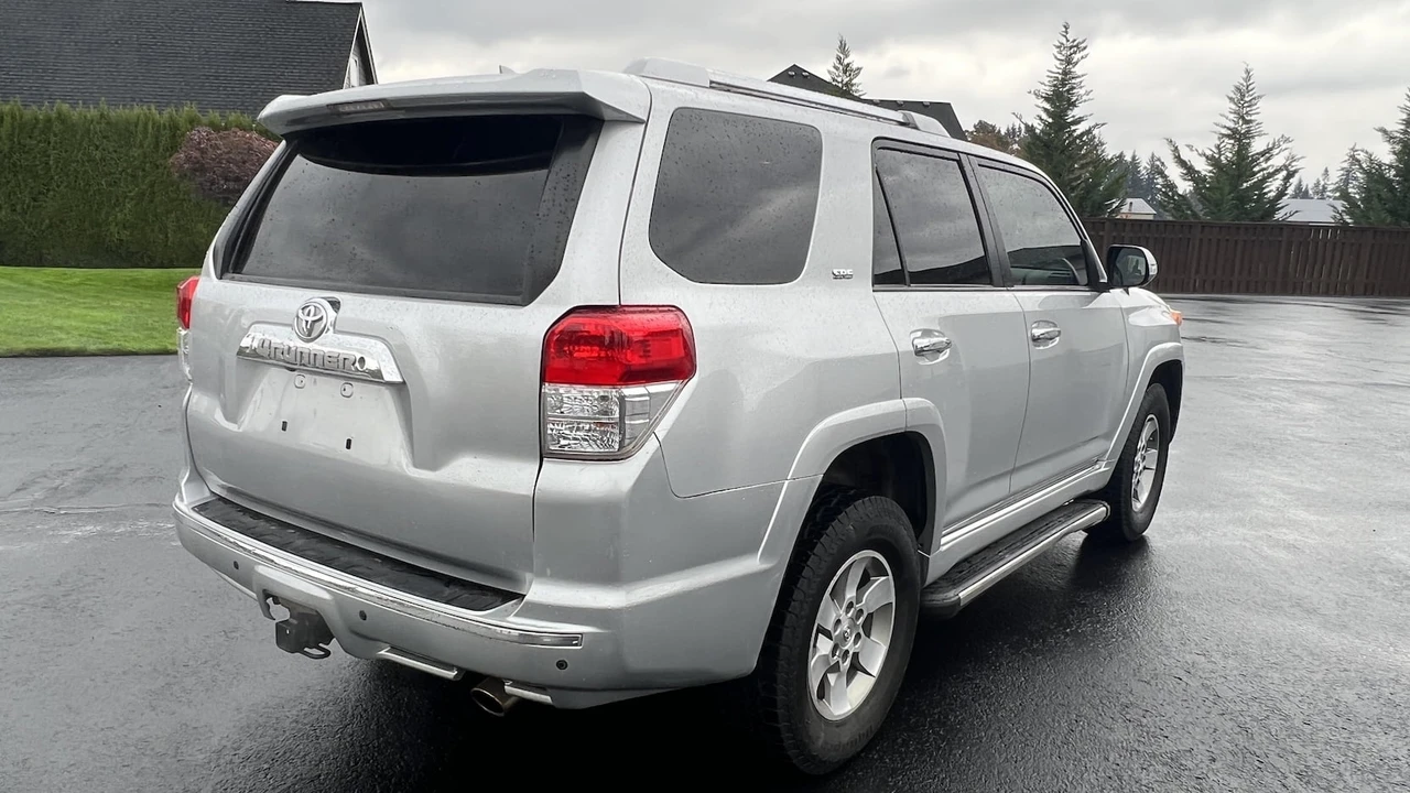 2010 Toyota 4Runner - Image 27 of 30