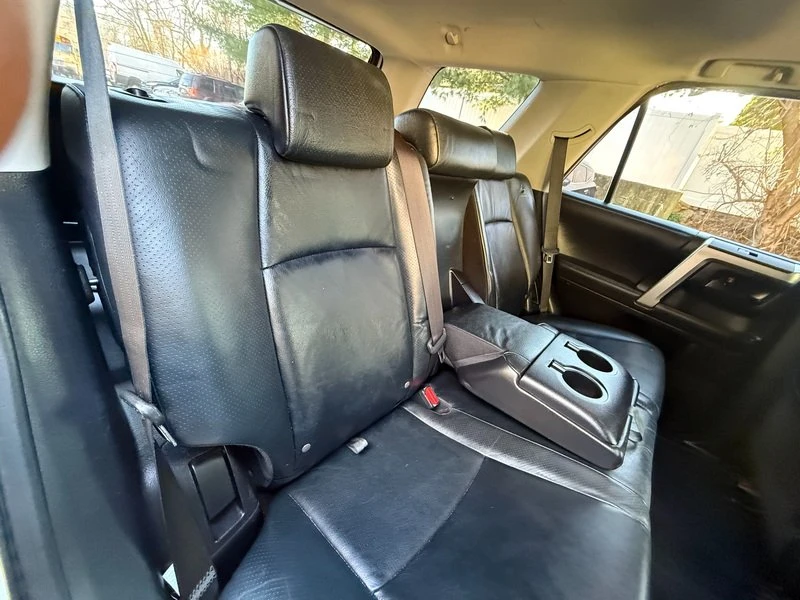 2010 Toyota 4Runner 5th Gen - Image 14 of 20