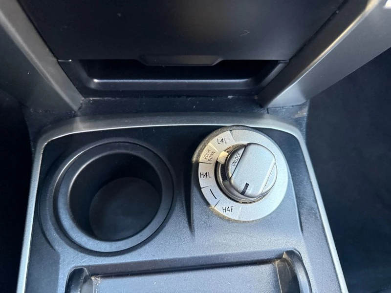 2010 Toyota 4Runner 5th Gen - Image 18 of 20