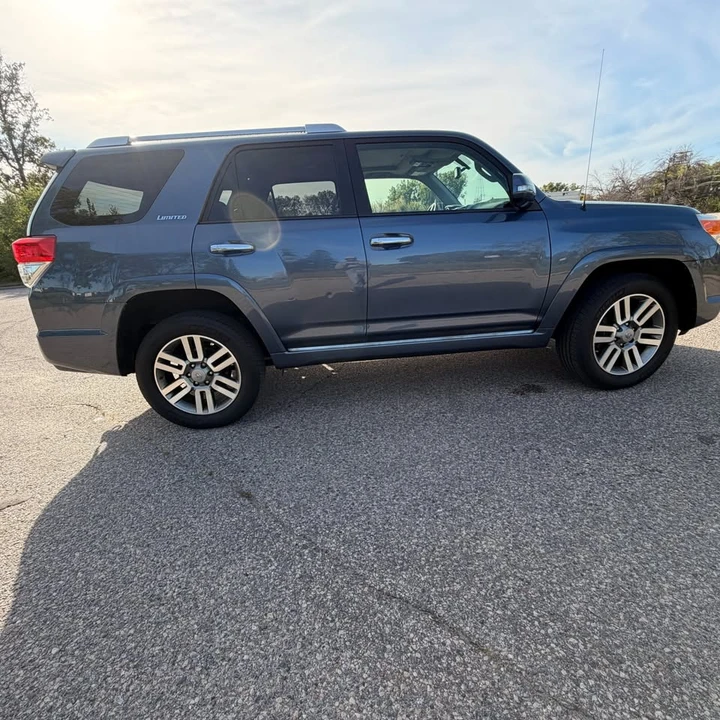 2010 Toyota 4Runner 4th Gen - Image 8 of 20
