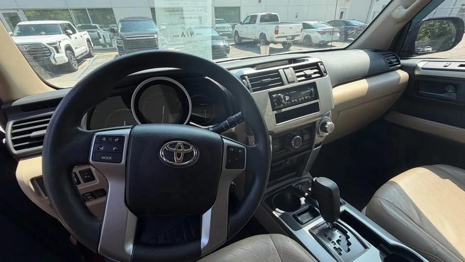 2010 Toyota 4Runner 5th Gen - Image 7 of 9