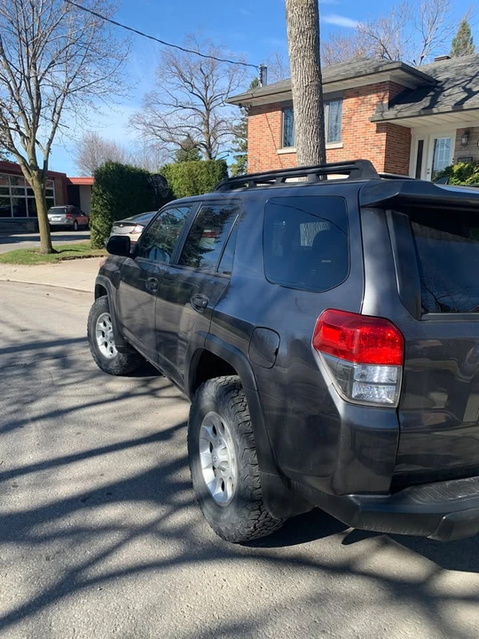 2010 Toyota 4Runner 5th Gen - Image 2 of 11