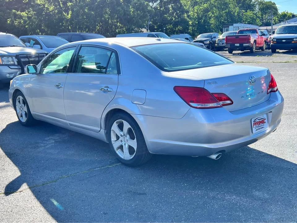 2010 Toyota Avalon 3rd Gen - Image 3 of 17