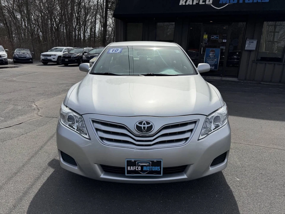 2010 Toyota Camry 6th Gen - Image 2 of 21