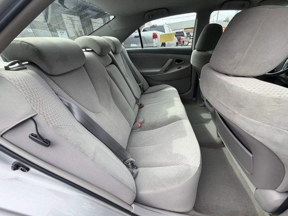 2010 Toyota Camry 6th Gen - Image 20 of 21