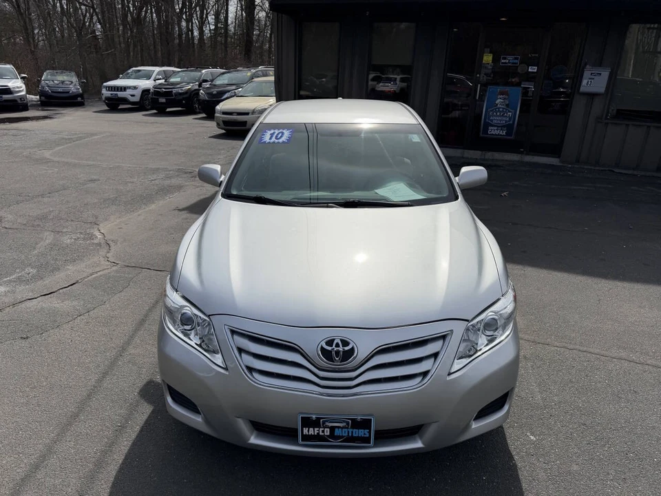 2010 Toyota Camry 6th Gen - Image 5 of 21