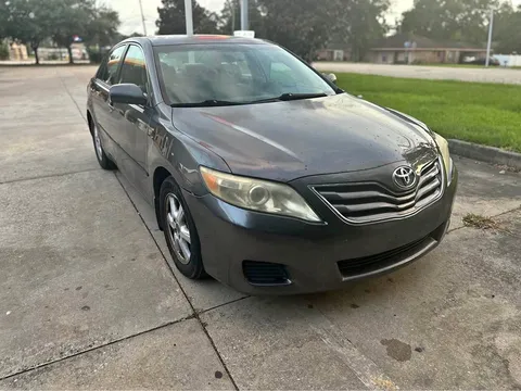 2010 Toyota Camry Deluxe Sedan 4D