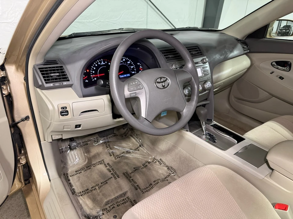 2010 Toyota Camry 6th Gen - Image 10 of 21