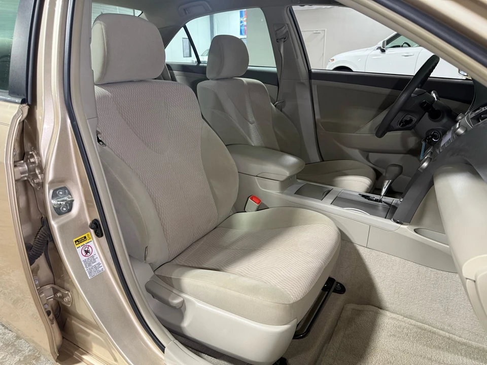 2010 Toyota Camry 6th Gen - Image 20 of 21