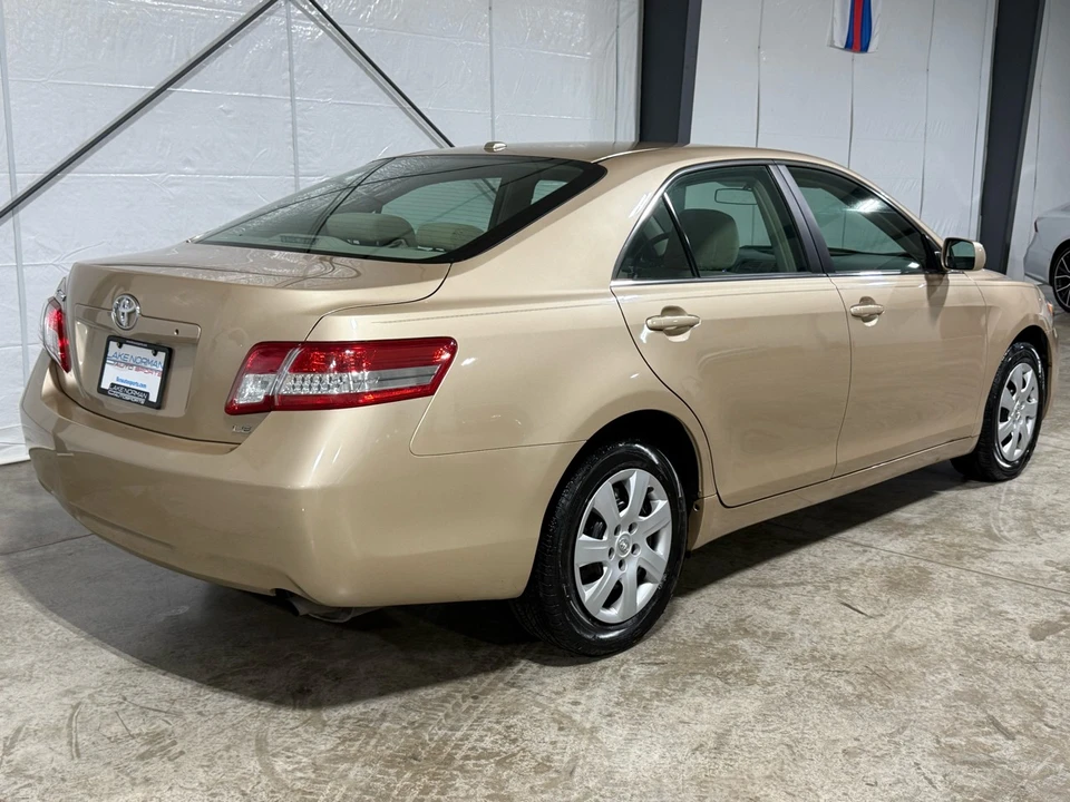 2010 Toyota Camry 6th Gen - Image 8 of 21